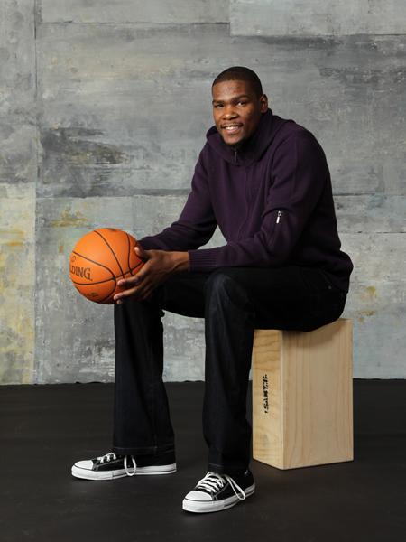 中超赛程更新：关注榜首之争,（中超最新赛程发布：榜首之争成焦点）