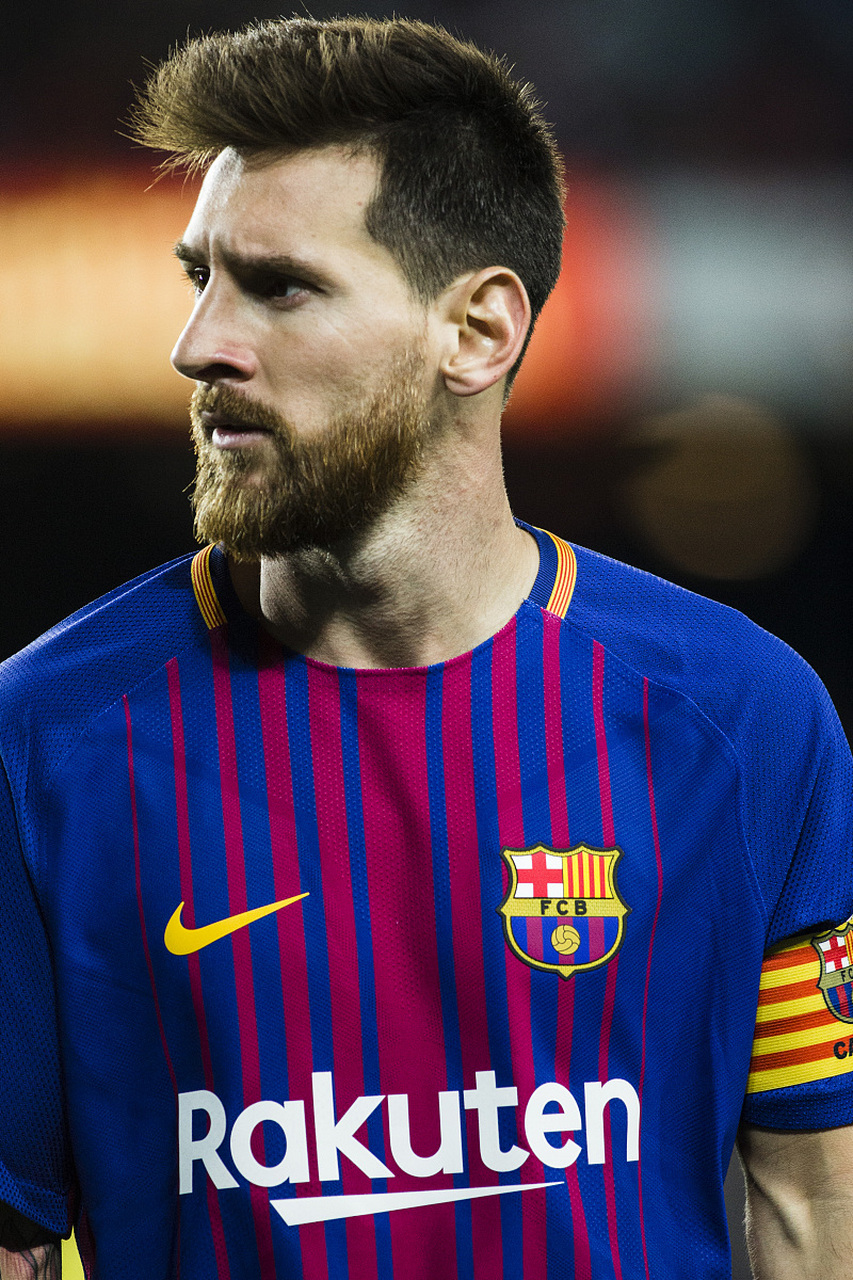 高中篮球传奇：里奇亚·杰克逊的辉煌岁月（高中篮坛风云：里奇亚·杰克逊的黄金时代）