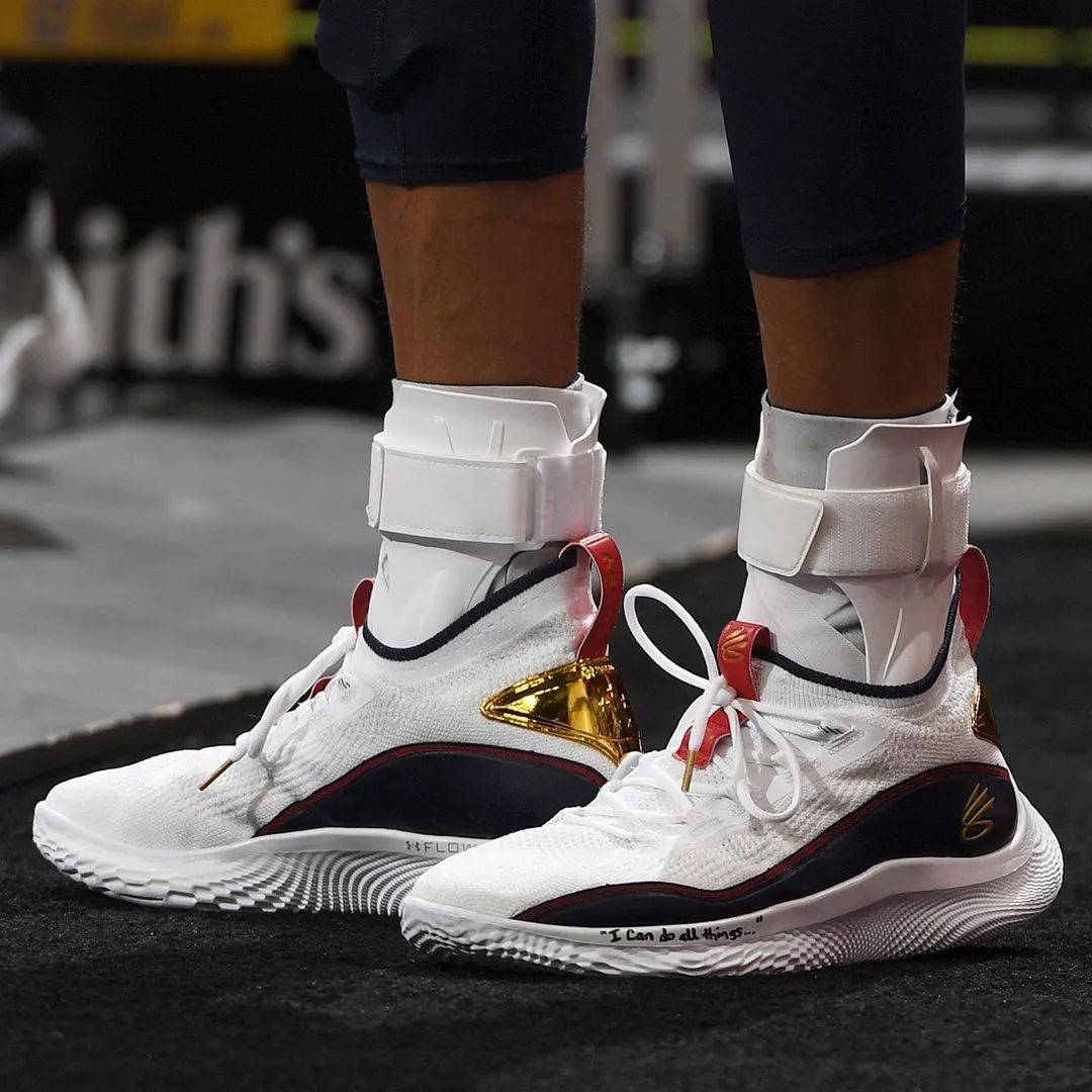 新疆下赛季算是废了！无控卫串联，外援无强解点，刘炜与助教争执（新疆下赛季悬了：无控卫串联、外援缺强点，刘炜与助教起争执）