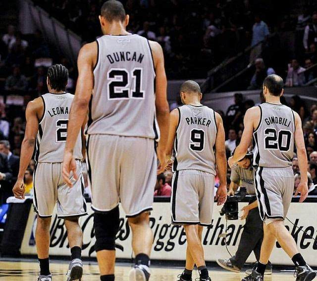 武汉盛帆黄鹤女篮斩获三连胜，队长王佳琦砍下本赛季首个“三双”（武汉盛帆黄鹤女篮豪取三连胜，队长王佳琦收获赛季首个三双）